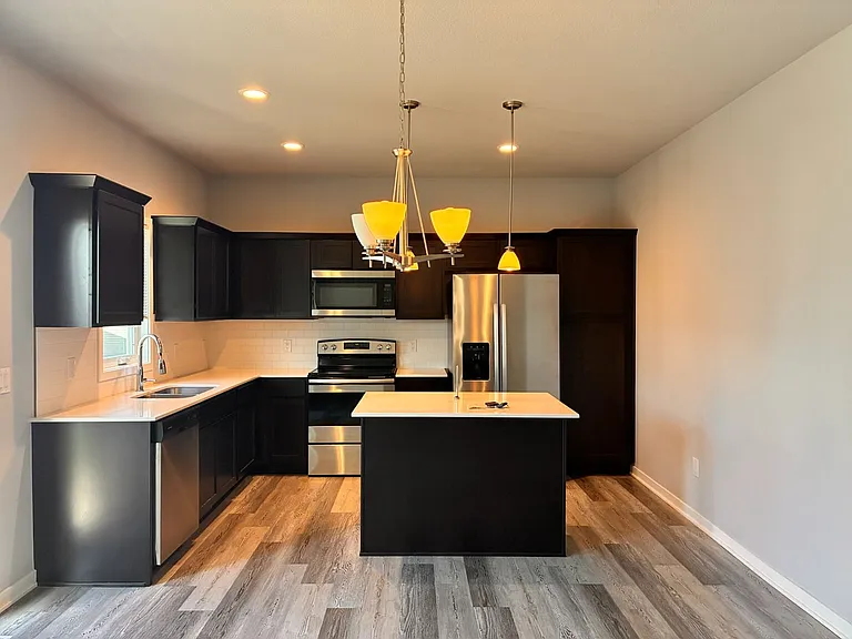 15133 Foxglove Ln — Photo 9