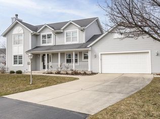 8624 Keri Ct, Franksville, WI 53126