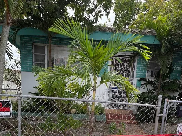1510 NW 70th St, Miami, FL 33147