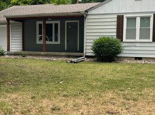 210 SW 4th St, Lees Summit, MO 64063