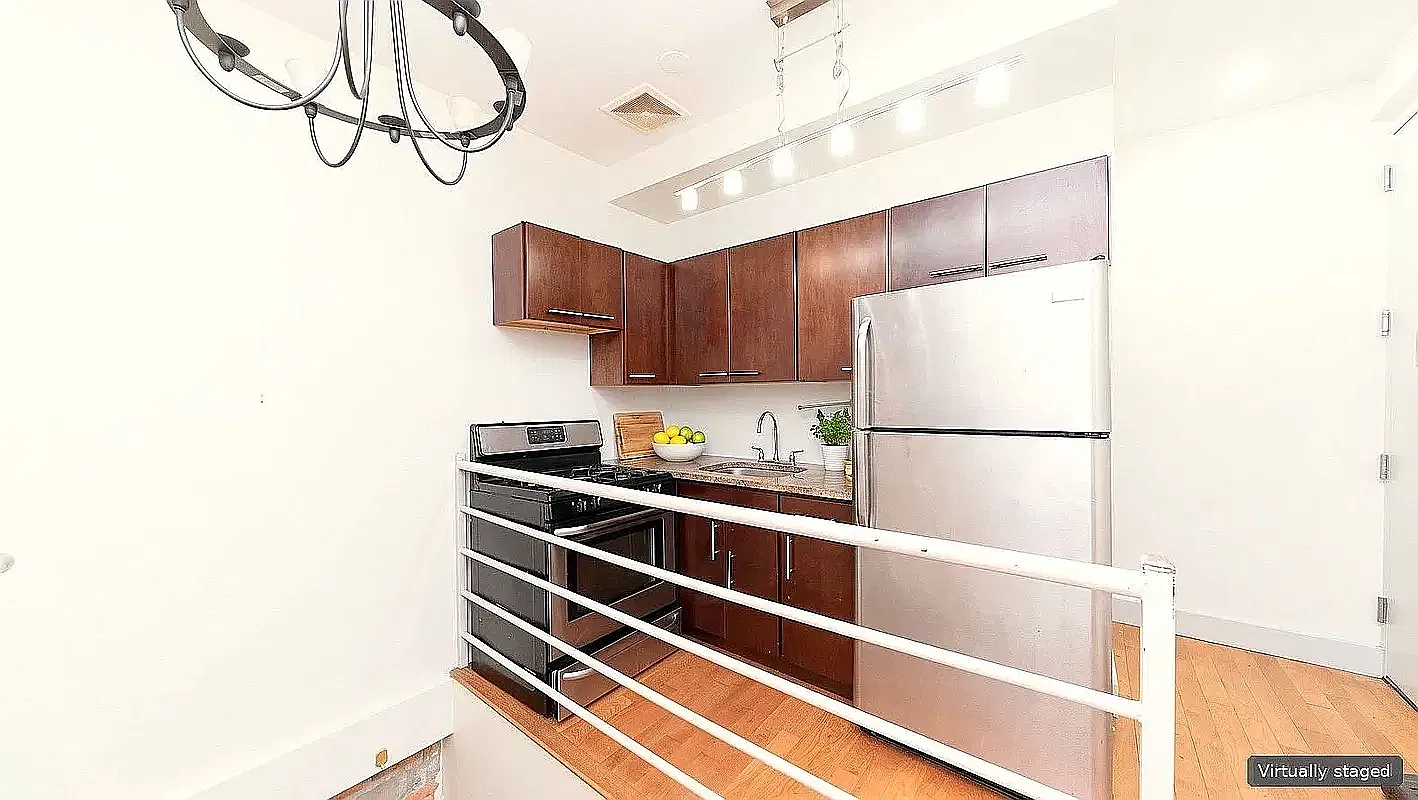 47 Havemeyer Street — Photo 2