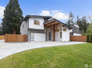 719 Edmonds Way, Edmonds, WA 98020