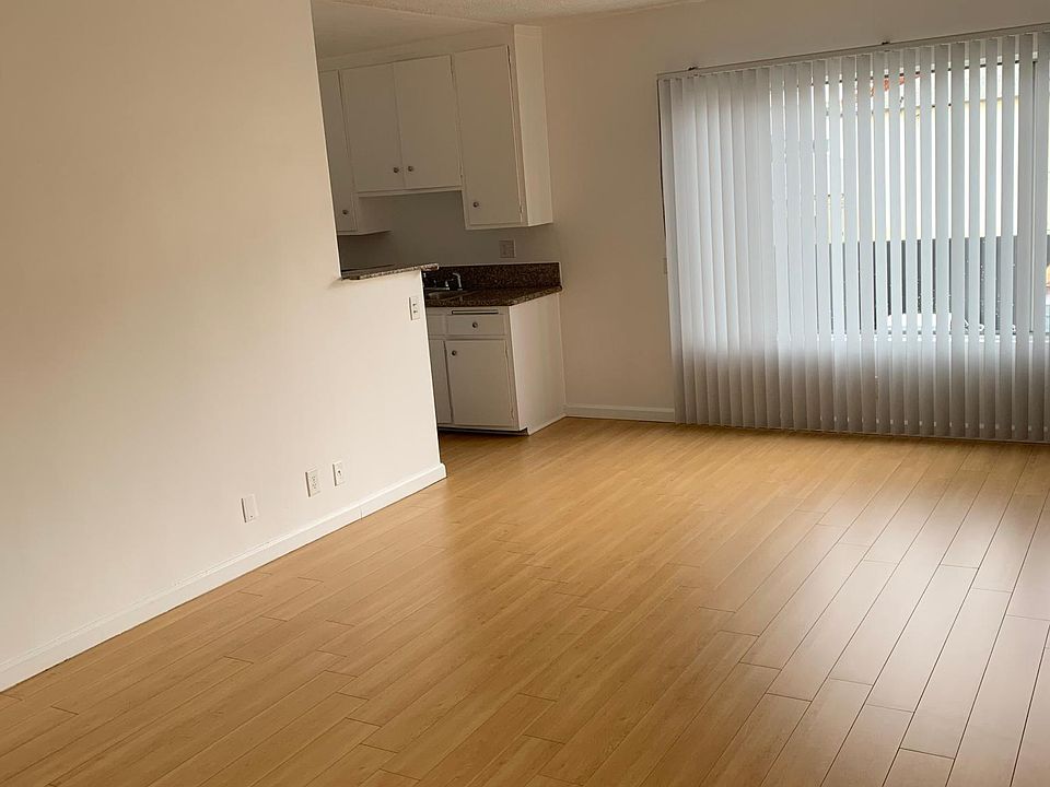 1st image of 3321 S Canfield Ave APT 16
