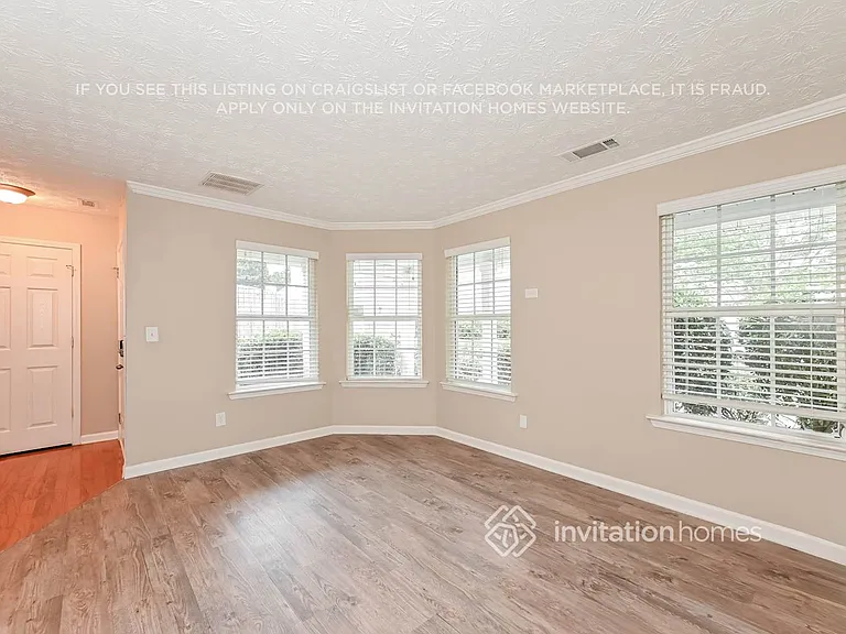 1751 Sydney Mill Ct — Photo 4