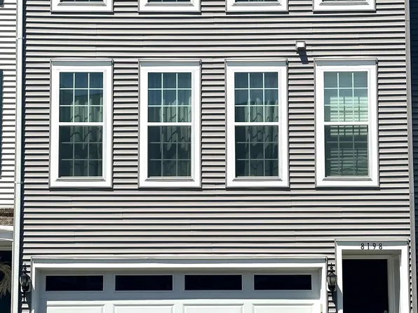 8198 Maude Ln, Manassas, VA 20110