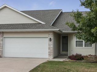 4119 Lakeview Dr SW, Cedar Rapids, IA 52404