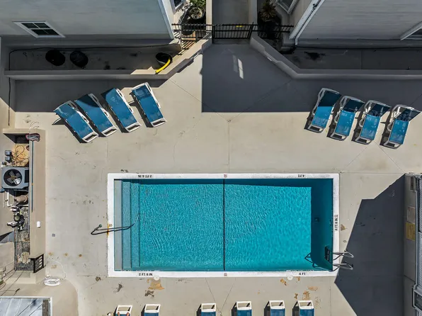 1075 Duval St APT R10, Key West, FL 33040