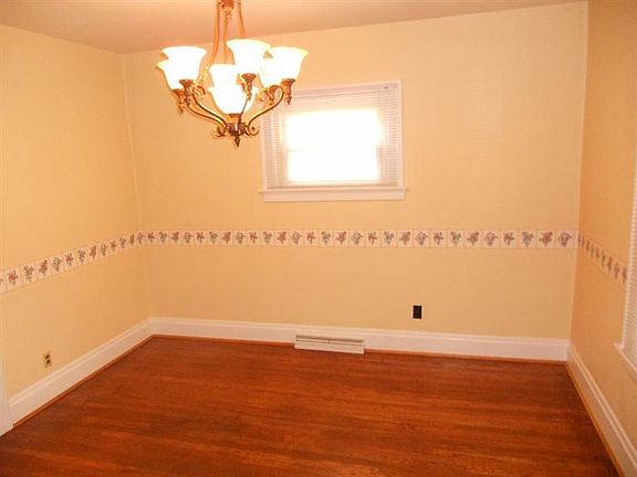 4th image of 5938 Pandora Ave