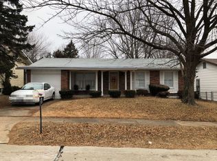 2149 Armitage Dr, Saint Louis, MO 63136