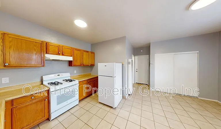 2308 Foothill Blvd #16 — Photo 5