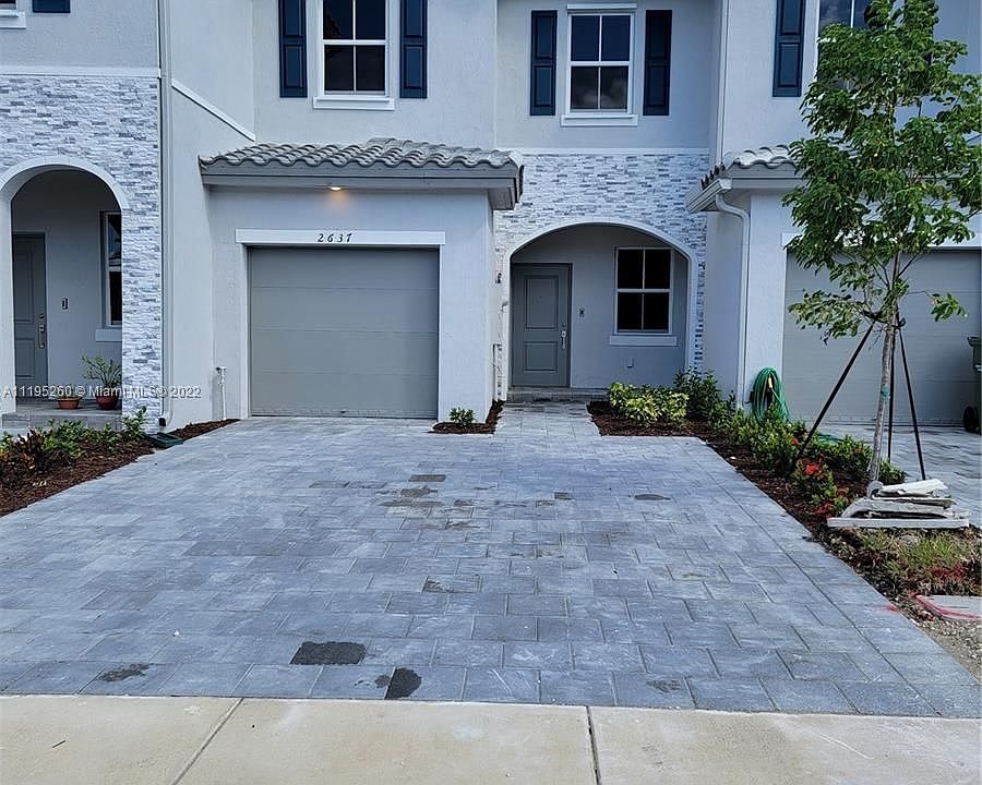 1st image of 2637 SE 12th Ct #2637