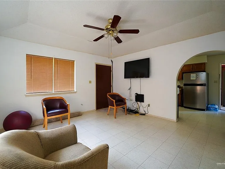 2803 Minnie Ave — Photo 22