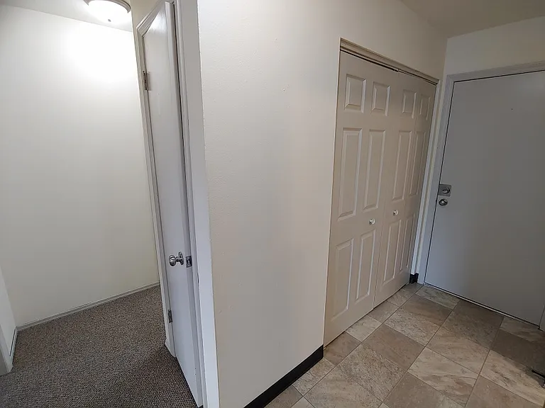 Heritage Apartments — Photo 46