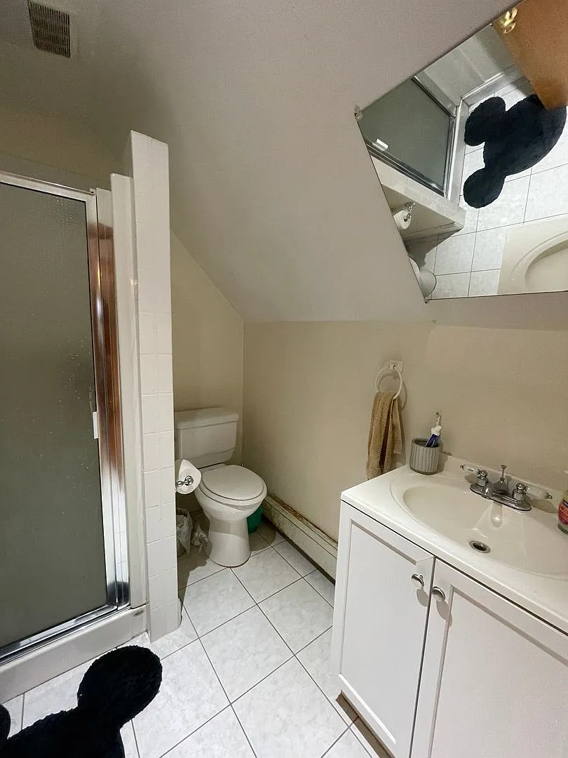 Brighton 4 Bed 1,800 Sq Ft Laundry in Unit No Fee 8/31 — Photo 3