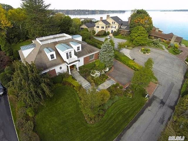 1st image of 1812 Heritage Way