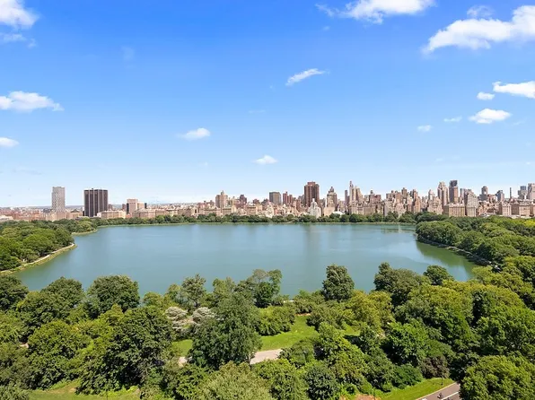279 Central Park W #Penthouse 22, New York, NY 10024
