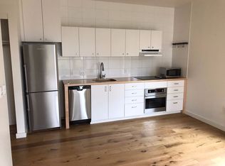 Apply the same day you view and receive the first month free rent and a free portable AC unit on ..., Portland, OR 97227