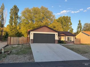 200 River Rock Pl, Hagerman, ID 83332