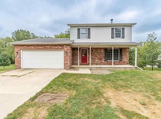 6 Norfolk Ave, Mackinaw, IL 61755