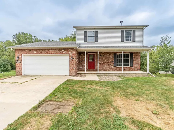 6 Norfolk Ave, Mackinaw, IL 61755