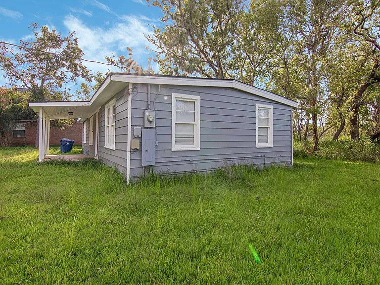 152 Walnut Dr — Photo 17