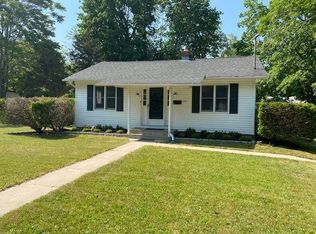 202 Oakwood Rd, Port Jefferson, NY 11777