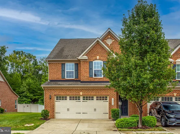 10496 Sunshine Pl, Waldorf, MD 20603