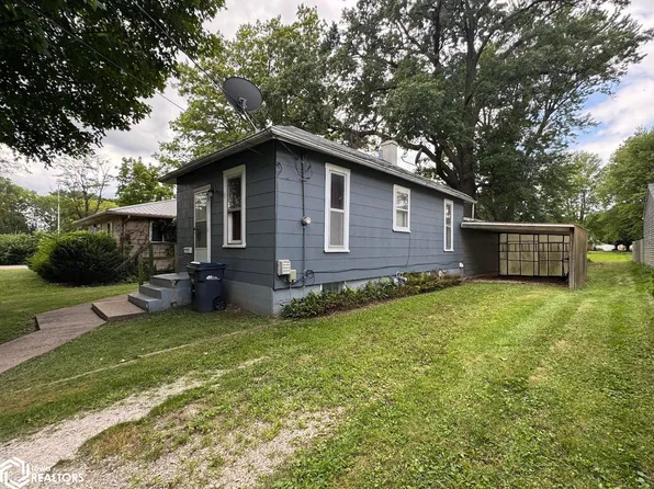 803 Melrose Ct, Burlington, IA 52601