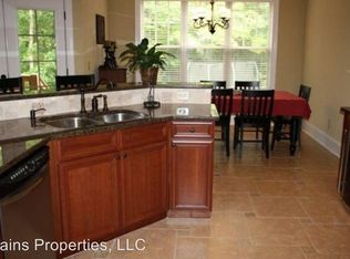 1305 Cedar Creek Dr, Opelika, AL 36801