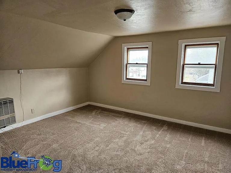 311 Main Ave — Photo 5