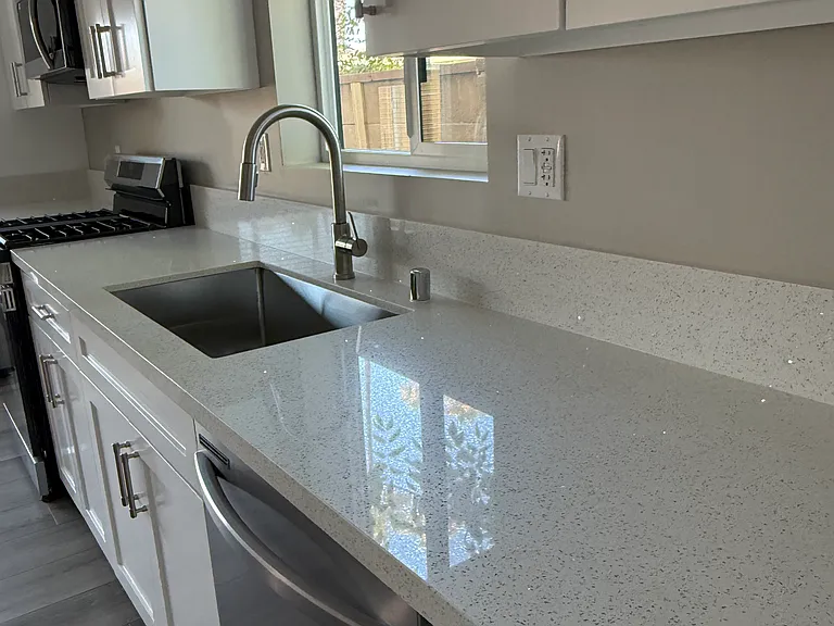 7829 Vicky Ave — Photo 5