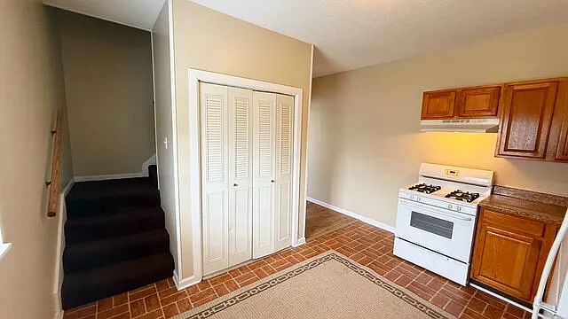 747 N Elder Ave — Photo 8