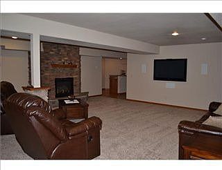 5th image of 1570 Green Bluff Ave