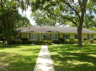 926 Jenkins St, Blackshear, GA 31516