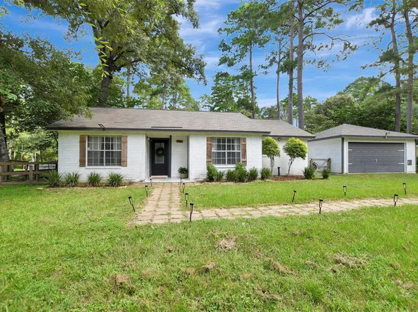 281 Greenbriar Dr, Magnolia, TX 77355