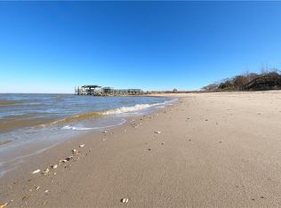 17633 Morgarts Beach Rd, Smithfield, VA 23430