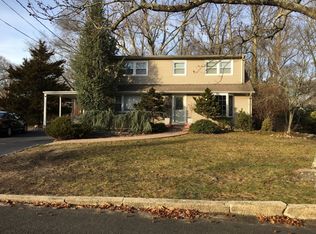 449 Redmond Ave, Oakhurst, NJ 07755