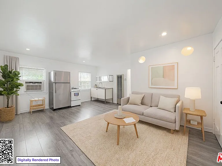 1238 S Beverly Glen Blvd #17 — Photo 4