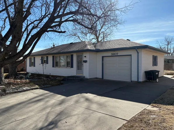 5907 Rosewood Dr, Great Bend, KS 67530