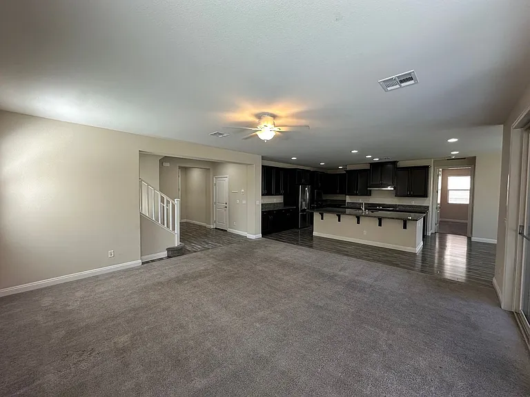 816 Bluebird Hill Ave — Photo 4