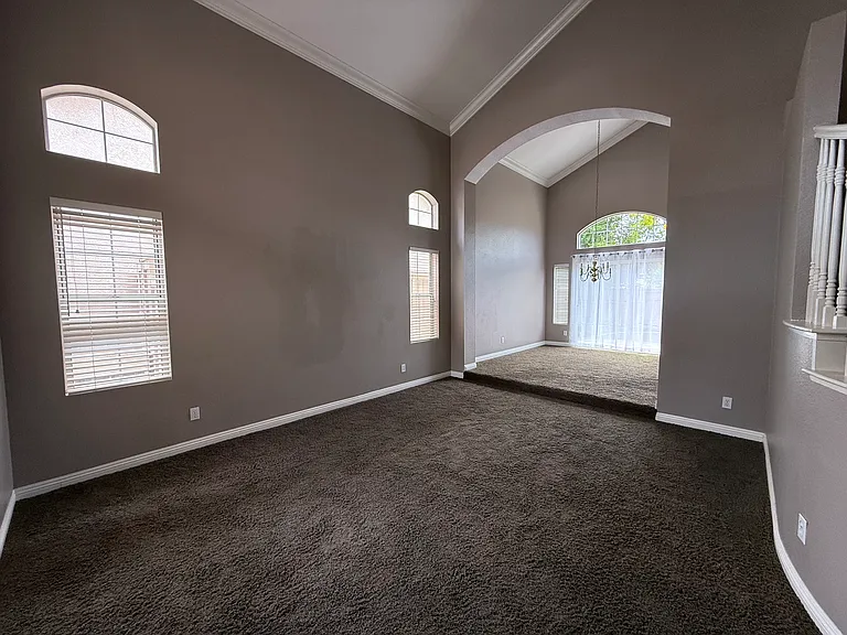 1579 Dawson Dr — Photo 3