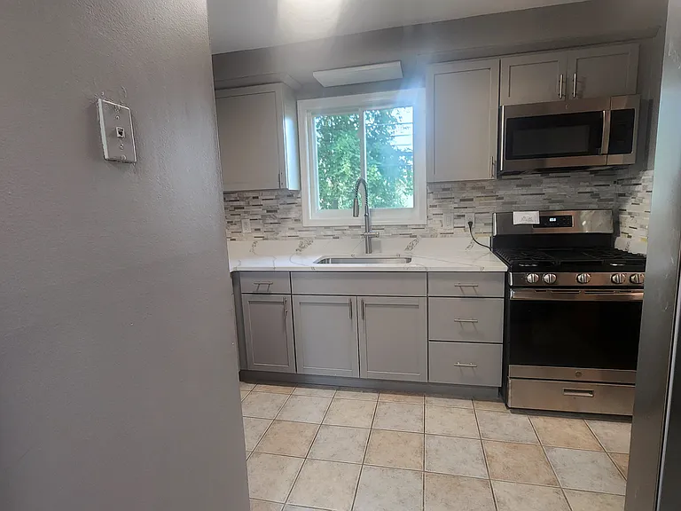 6813 Country Ln — Photo 5