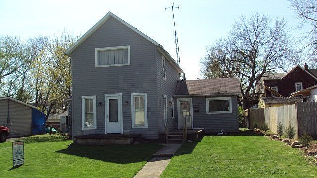 1st image of 247 E Farming St