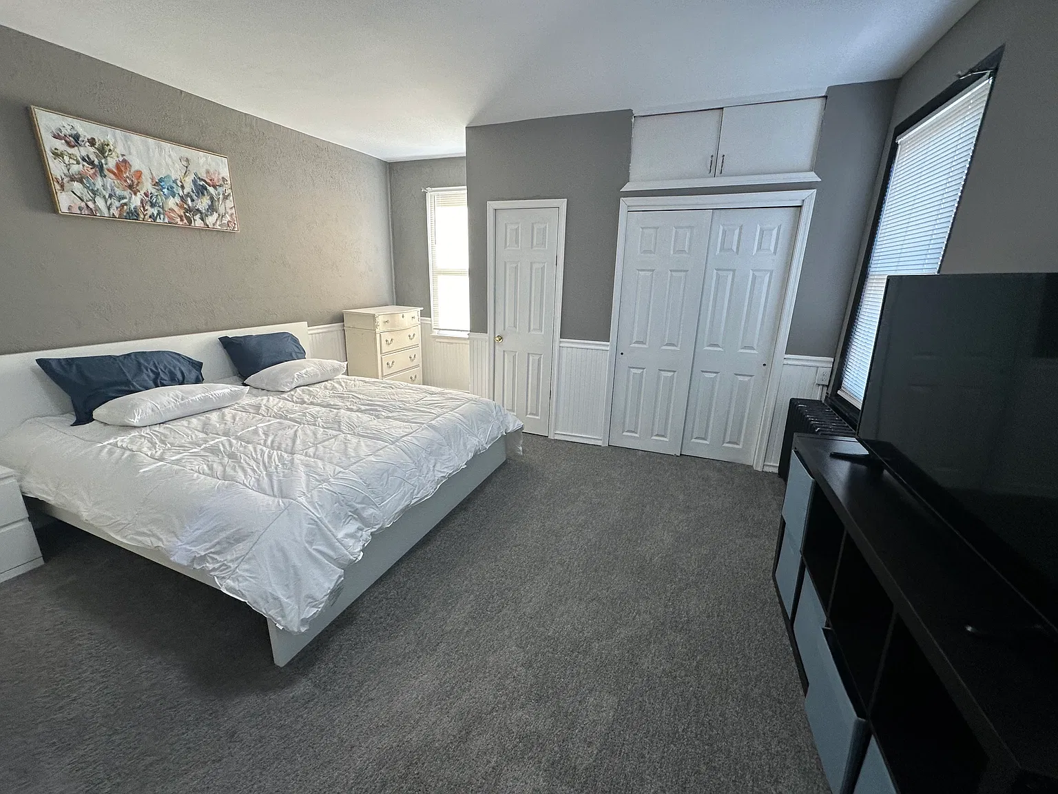 2 bed, 1000 sqft, $2,400 — Photo 4