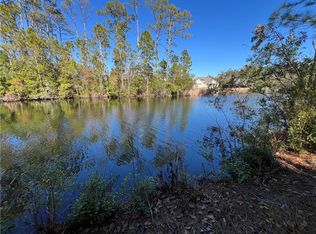 205 Stillwater Dr, Saint Simons Island, GA 31522