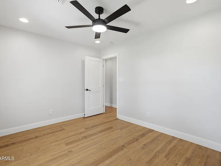 2672 E Mesquite St — Photo 47