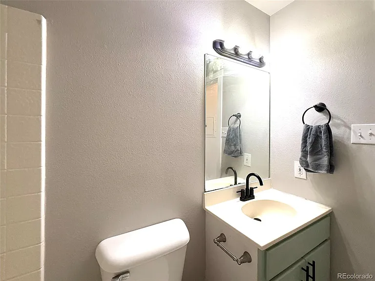 531 S Angus Ave #2 — Photo 19