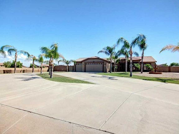 2nd image of 253 E Rosebud Dr