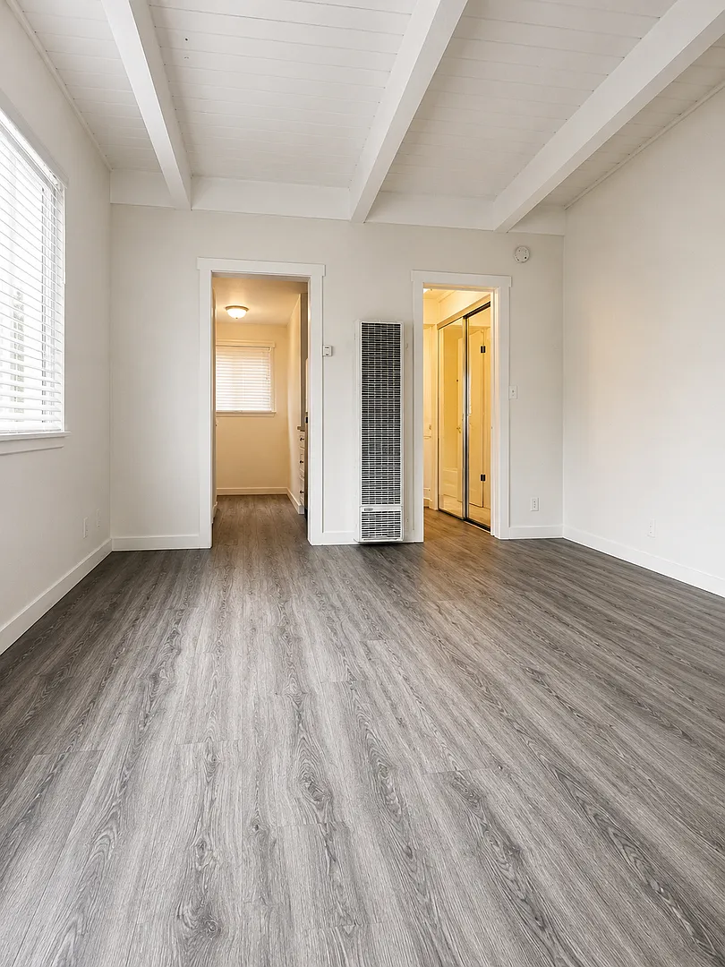 3729 Dunn Dr — Photo 3