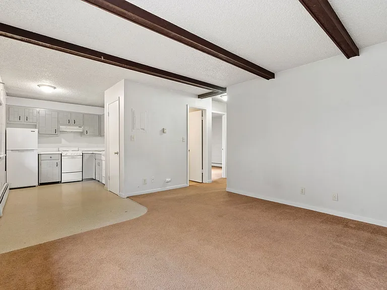 Comfortable 2 bedroom 1 bath. — Photo 4